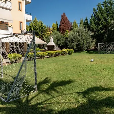 מלון דירות Anilio Plaza 4*