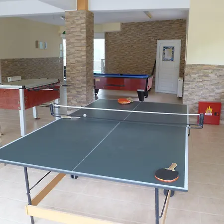 מלון דירות Anilio Plaza זכארו