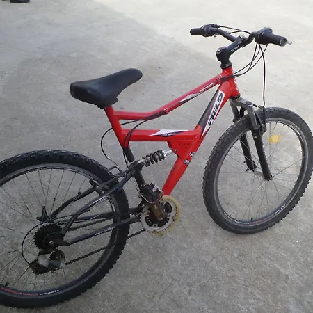 Anilio Plaza מלון דירות 4*