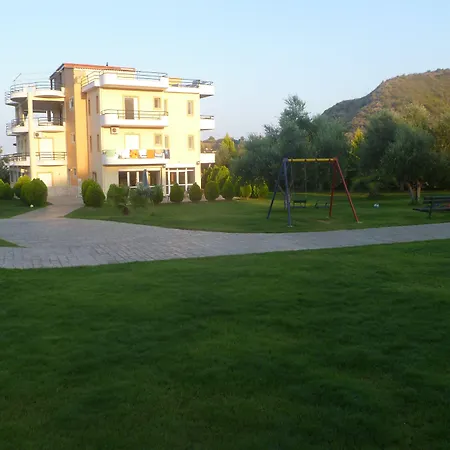 מלון דירות Anilio Plaza