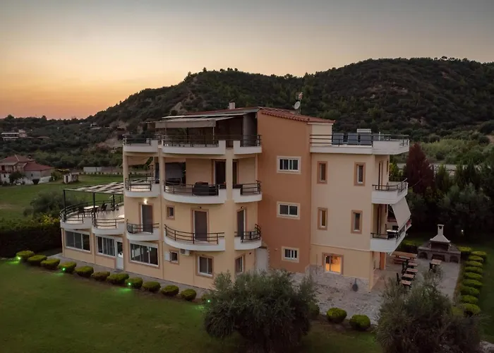 Anilio Plaza 4*