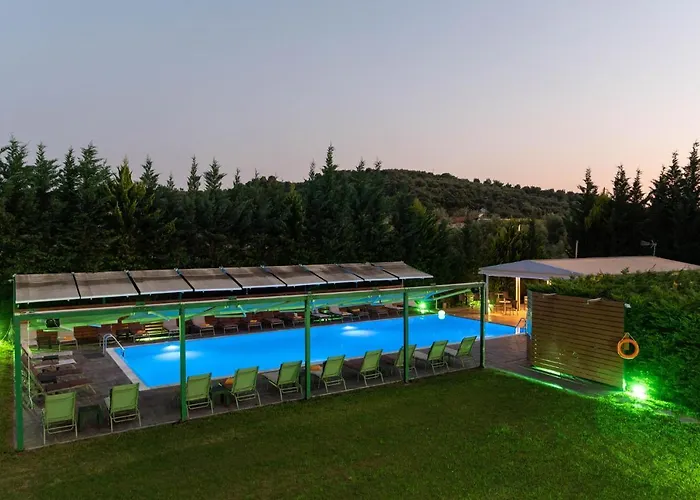 Anilio Plaza 4*