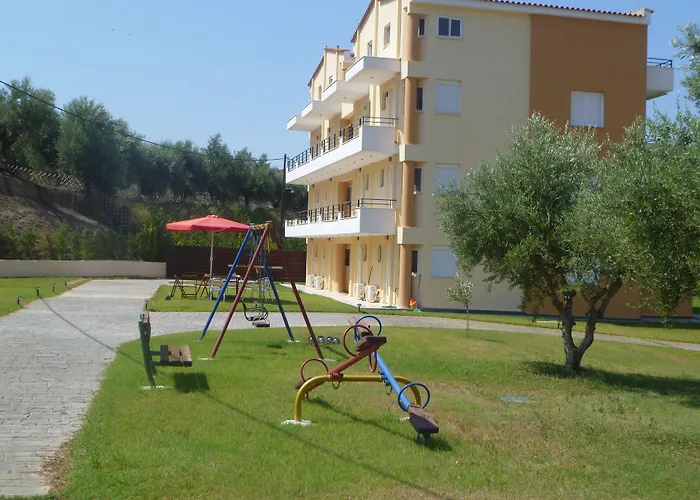 Anilio Plaza Apartmanhotel 4*