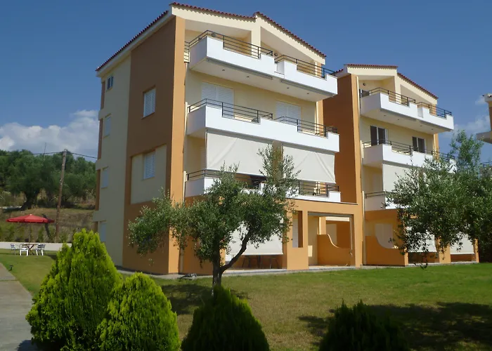 Anilio Plaza Apartmanhotel 4*