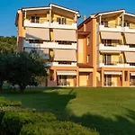 Anilio Plaza