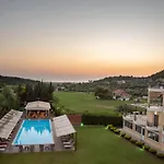 Aparthotel Anilio Plaza