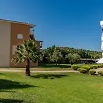 Aparthotel Anilio Plaza