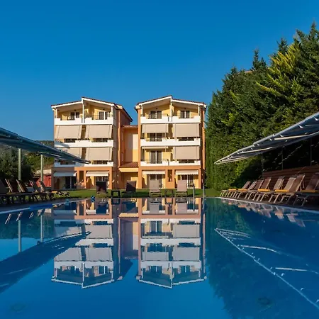 Anilio Plaza Apartmanhotel Zaháro