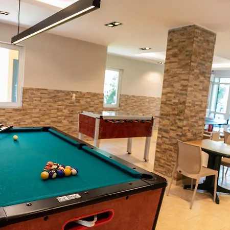 Anilio Plaza 4*