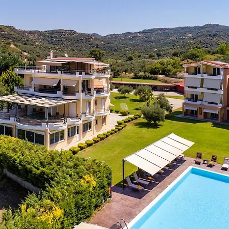Anilio Plaza 4*