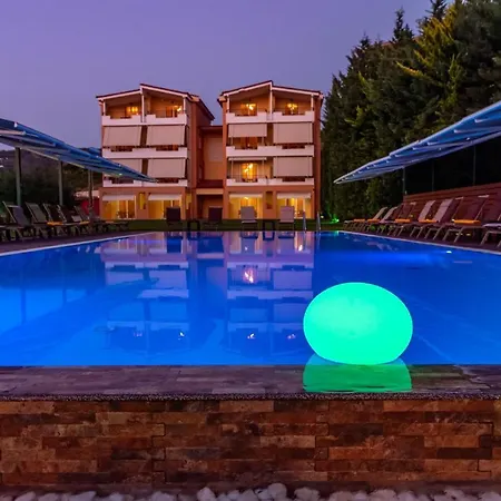 Anilio Plaza Aparthotel 4*