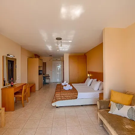 Anilio Plaza Aparthotel