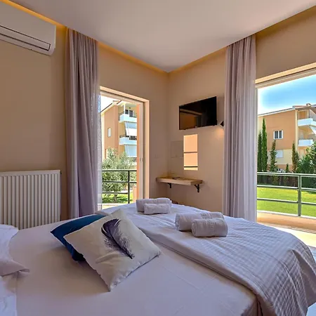 Aparthotel Anilio Plaza 4*