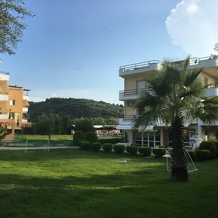 Anilio Plaza Aparthotel