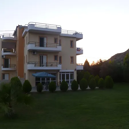 Anilio Plaza Apartmanhotel