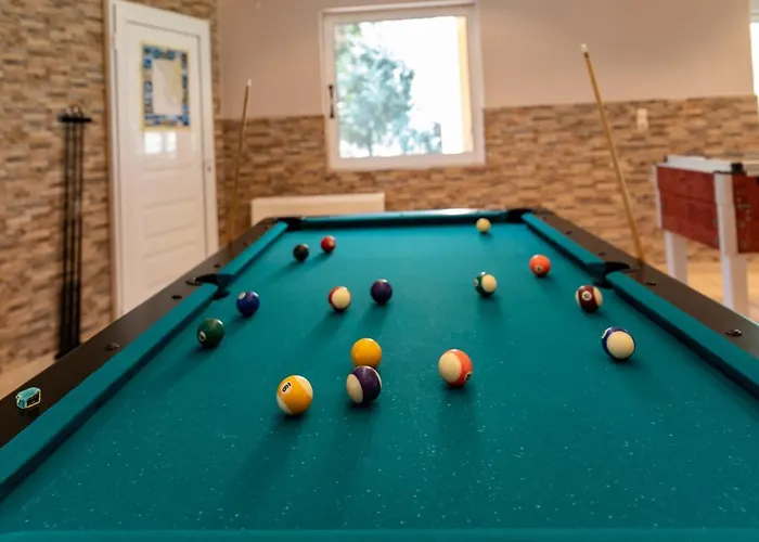 شقة فندقية Anilio Plaza 4*