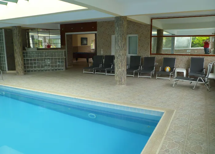 Anilio Plaza Захаро