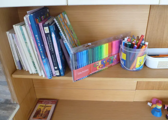 Anilio Plaza زاخارو