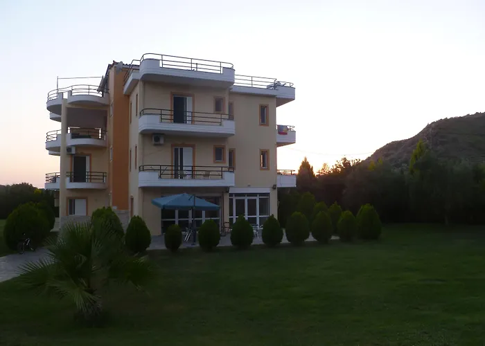 Anilio Plaza شقة فندقية